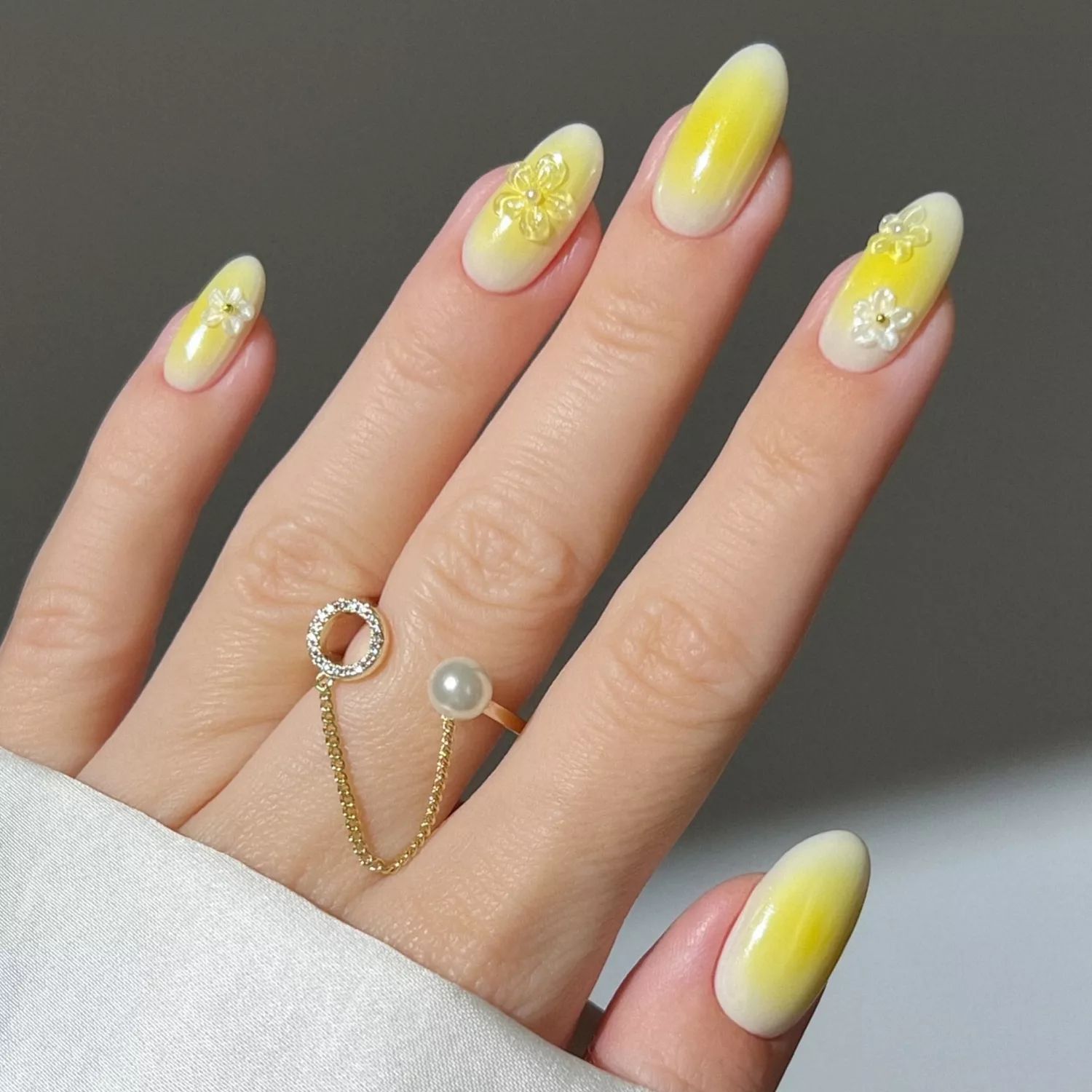 3D Floral Gradient Nails 3D Floral Gradient Nails — Floral Round Nails 2027
