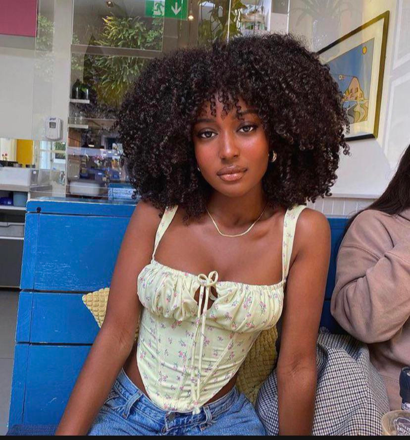 Collarbone Curls With Air-Dried Curtain Bangs Collarbone Curls With Air-Dried Curtain Bangs — Natural Hairstyles 2027 with Weave