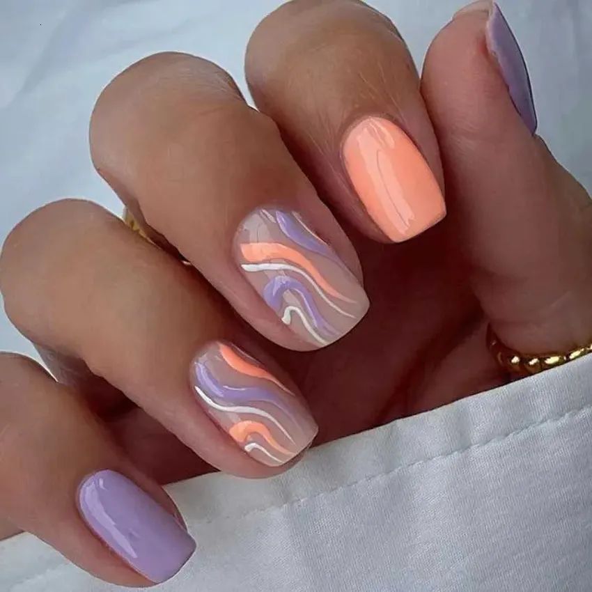 Short Square Pastel Wavy Lines Short Square Pastel Wavy Lines — Line Art Nails 2027