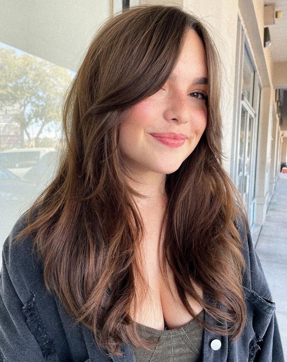 Mid-Back Waves With Dramatic Bangs Mid-Back Waves With Dramatic Bangs — Face Framing Layers 2027