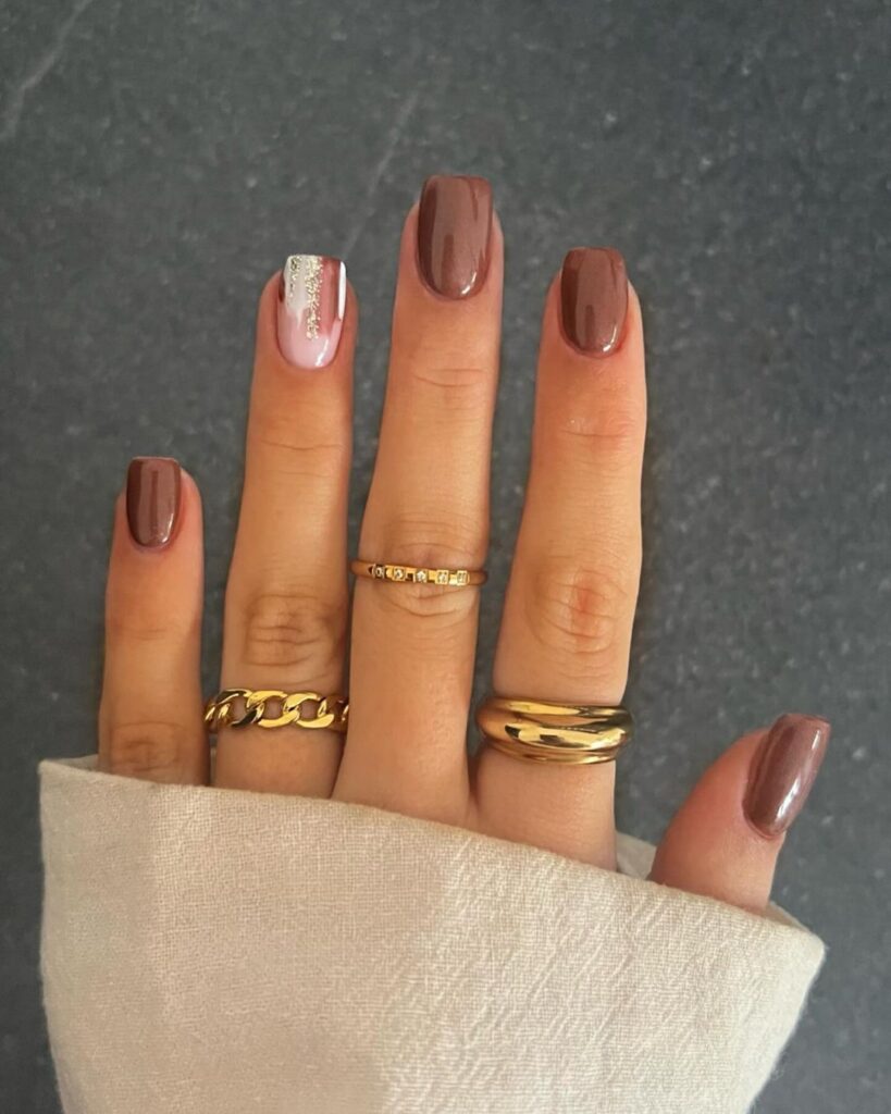 Medium Brown with Pale Pink Glitter Accent Medium Brown with Pale Pink Glitter Accent — Short Fall Nails 2026
