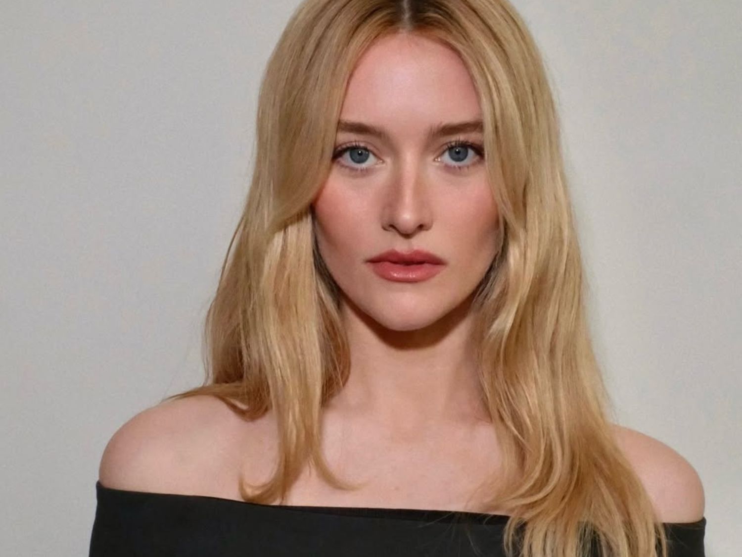 Ash Blonde Waves With Curtain Bangs Ash Blonde Waves With Curtain Bangs — Glazed Hair 2027