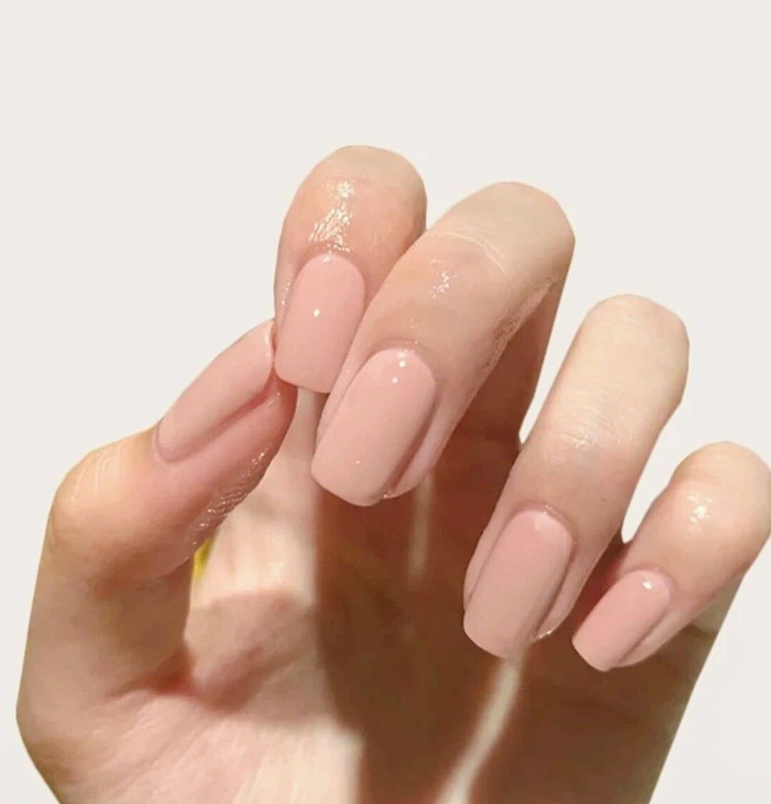 Medium Light Peach Glossy Squares Medium Light Peach Glossy Squares — Peach Square Nails 2027