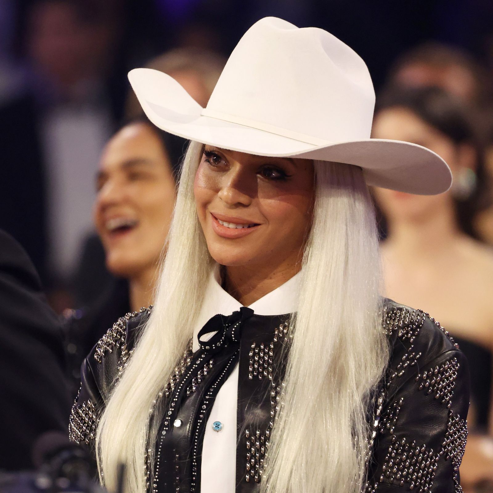 Sleek Platinum Blonde Hair With Cowboy Hat — Hat Hairstyles 2027 for Nashville