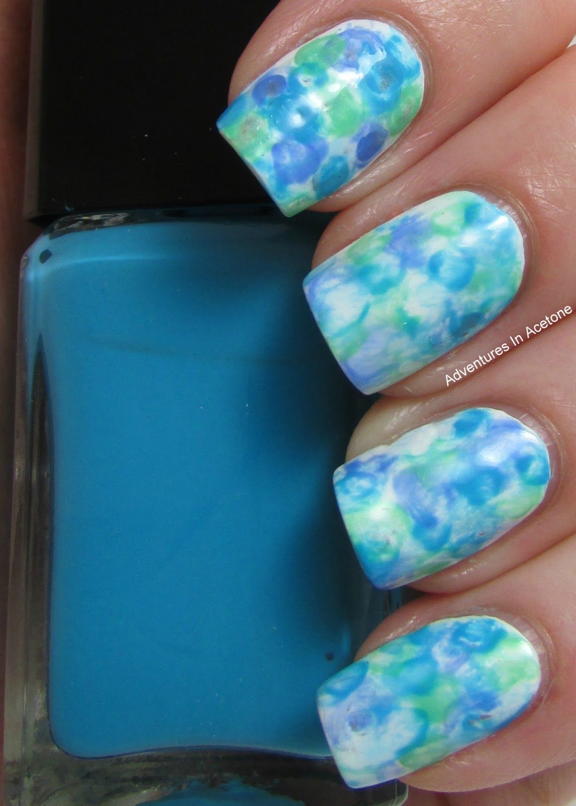 Medium Square Blue Green White Watercolor — Blue Watercolor Nails 2027