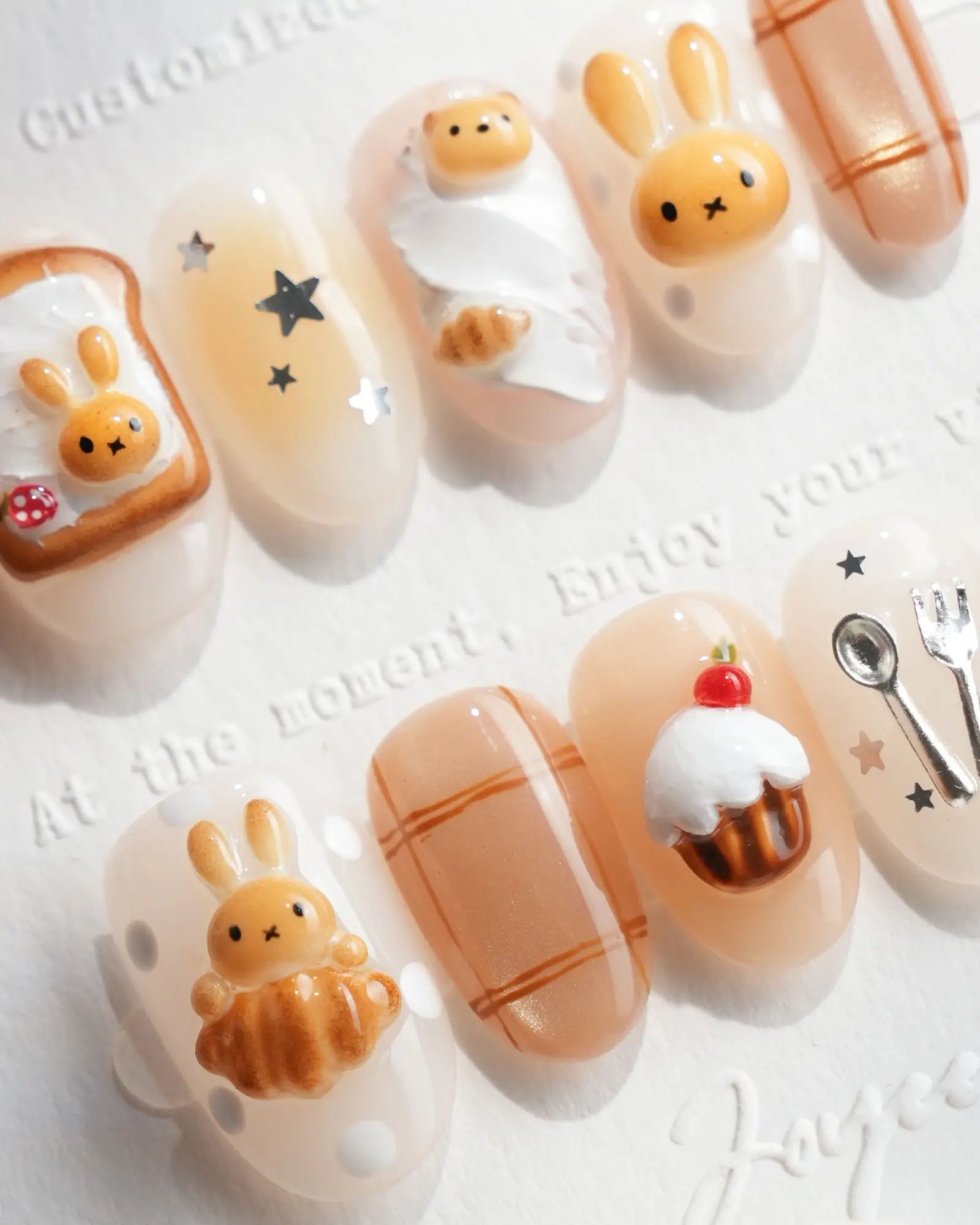 Press-On Bunny & Cupcake Designs Press-On Bunny & Cupcake Designs — Funny Bunny Nails 2027