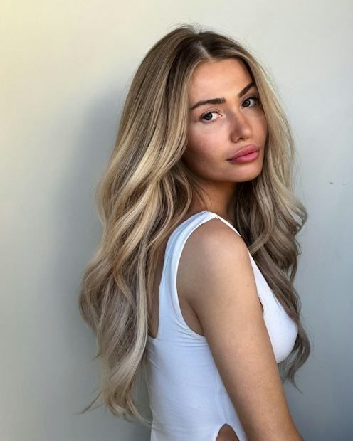 Dark Brown To Bright Blonde Shoulder Lob Dark Brown To Bright Blonde Shoulder Lob — Ombre Hair 2027