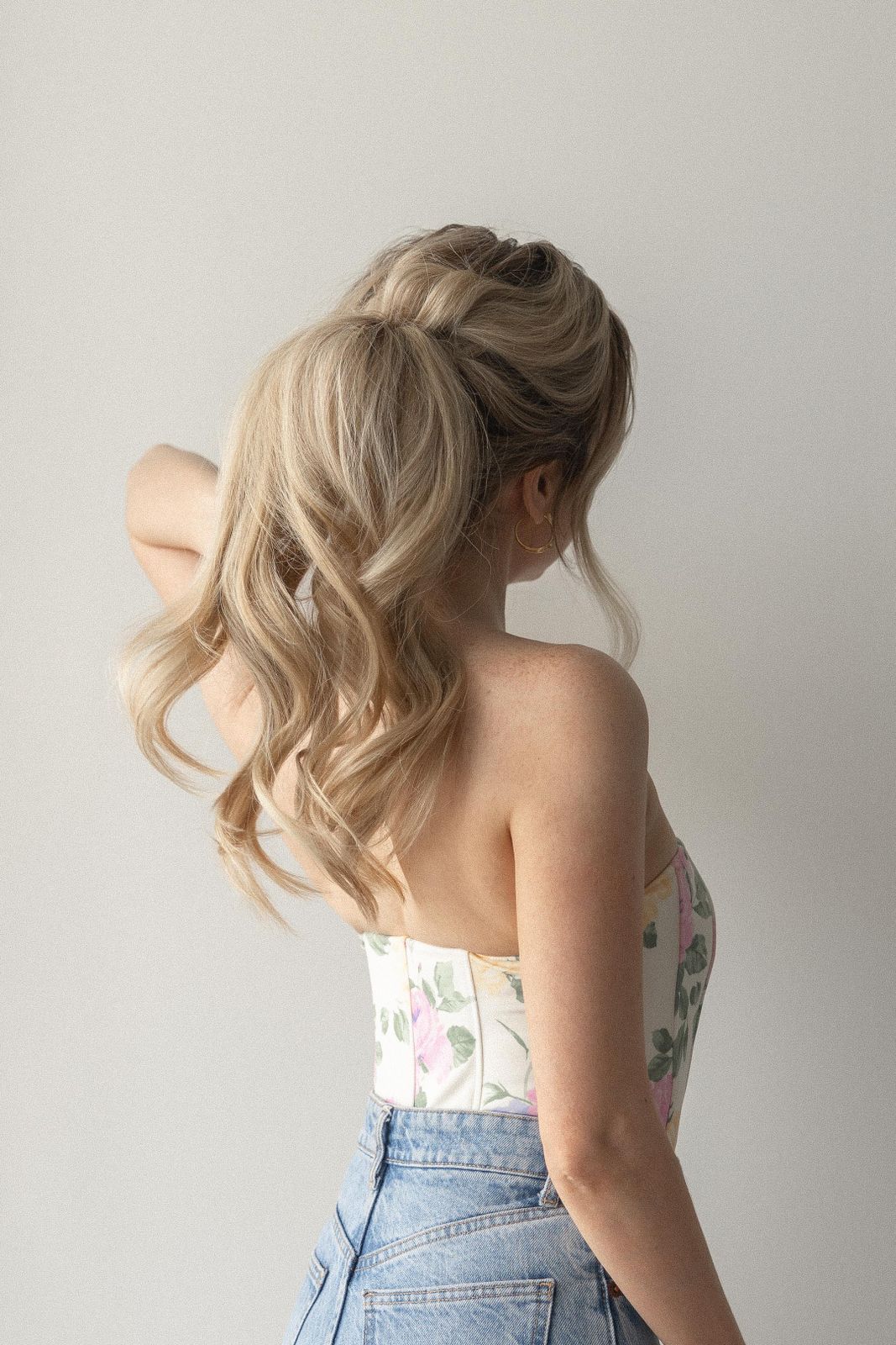 Light Blonde With Subtle Highlights Visual Idea — Ponytail Hairstyles 2027 for Shoulder Length Hair