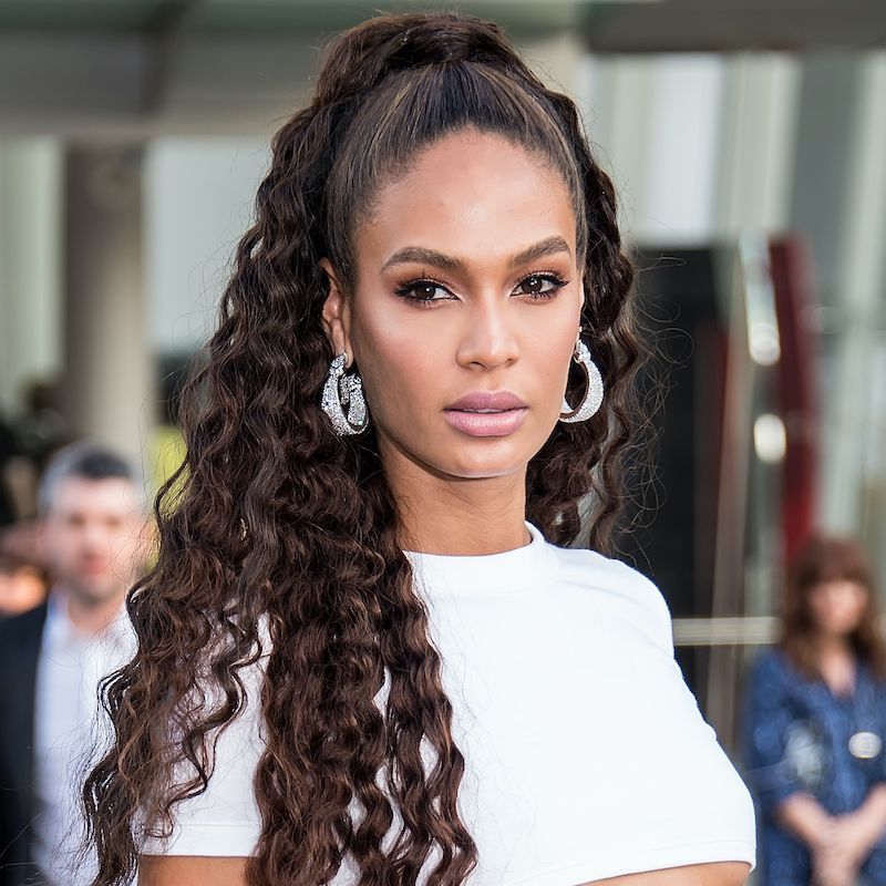 Chin-Length Visual Idea — Loose Curly Hairstyles 2027