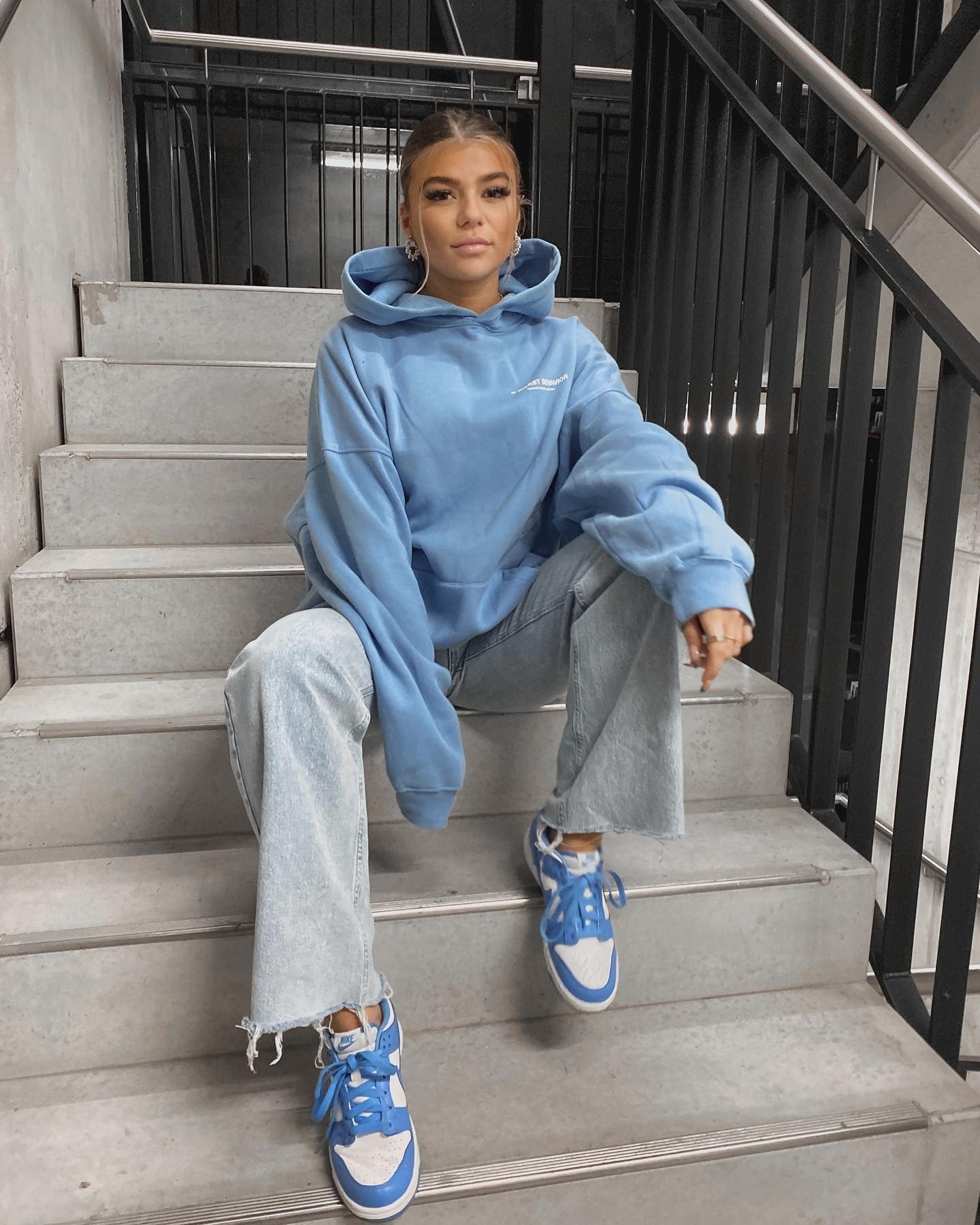 Oversized Powder Blue Hoodie with Wide-Leg Jeans Oversized Powder Blue Hoodie with Wide-Leg Jeans — Powder Blue Outfits 2027