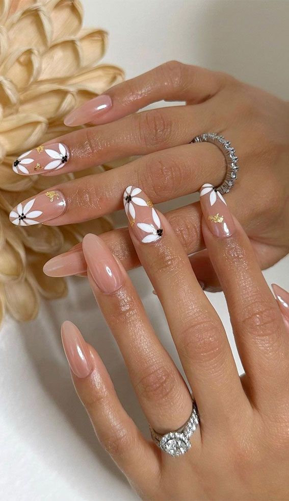 Elegant Chic Visual Idea Elegant Chic Visual Idea — Long Floral Nails 2027