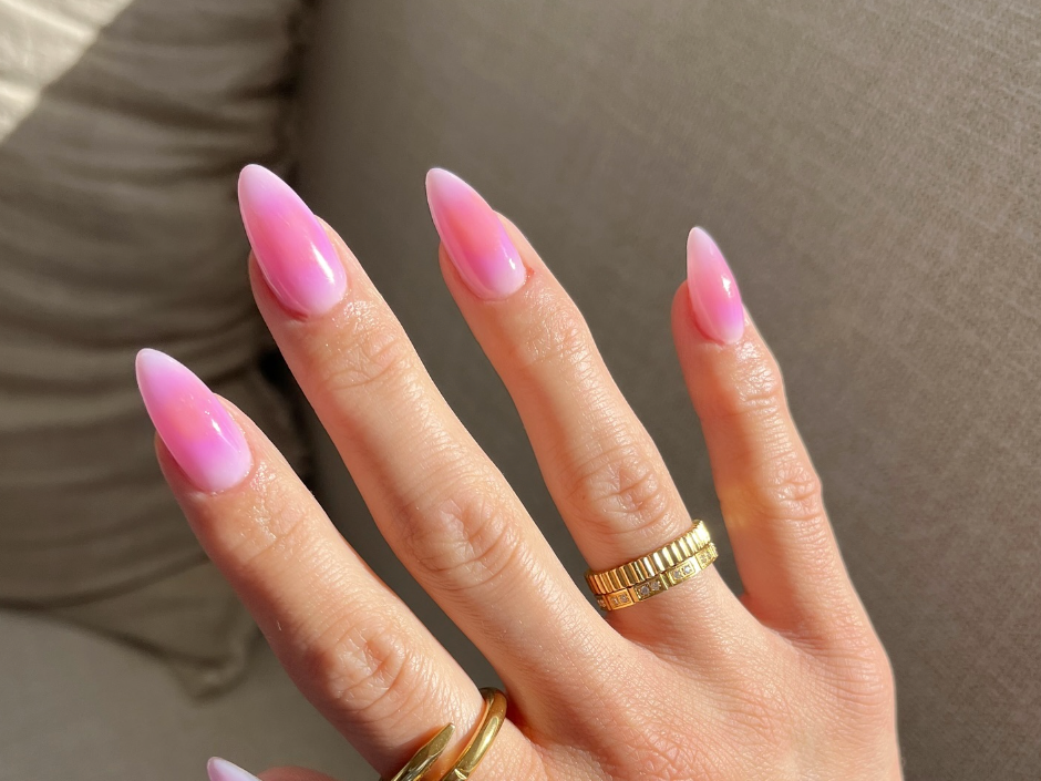 Pink to White Gradient Almond Nails — Almond Nails 2027