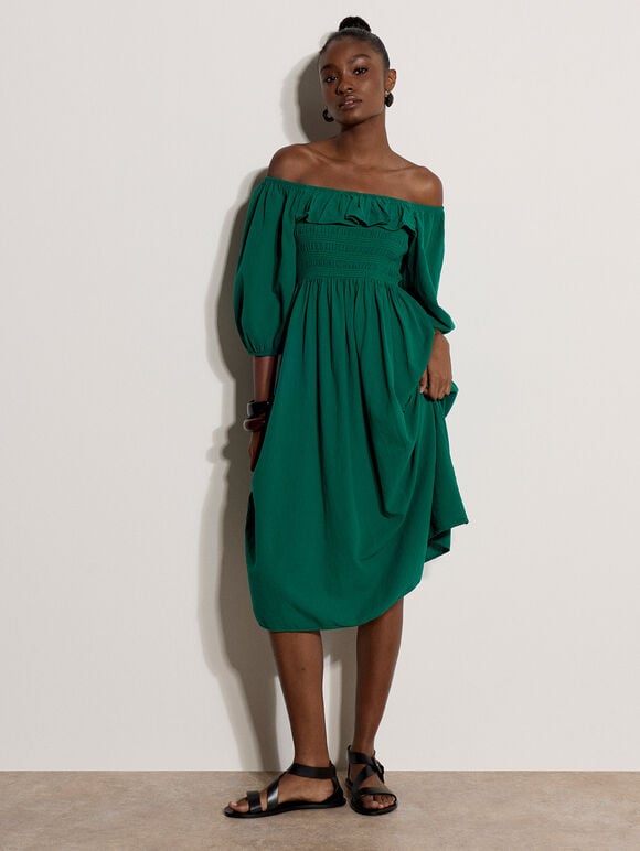 Green Off-the-Shoulder Smocked Milkmaid Midi Dress with Flat Sandals Green Off-the-Shoulder Smocked Milkmaid Midi Dress with Flat Sandals — Milkmaid Dresses 2027