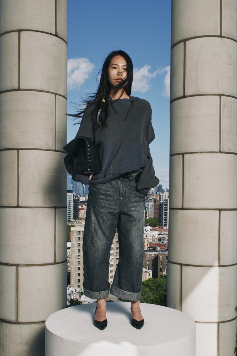 Cozy Statement: Oversized Hoodie and Cuffed Jeans Cozy Statement: Oversized Hoodie and Cuffed Jeans — Streetwear Outfits 2027