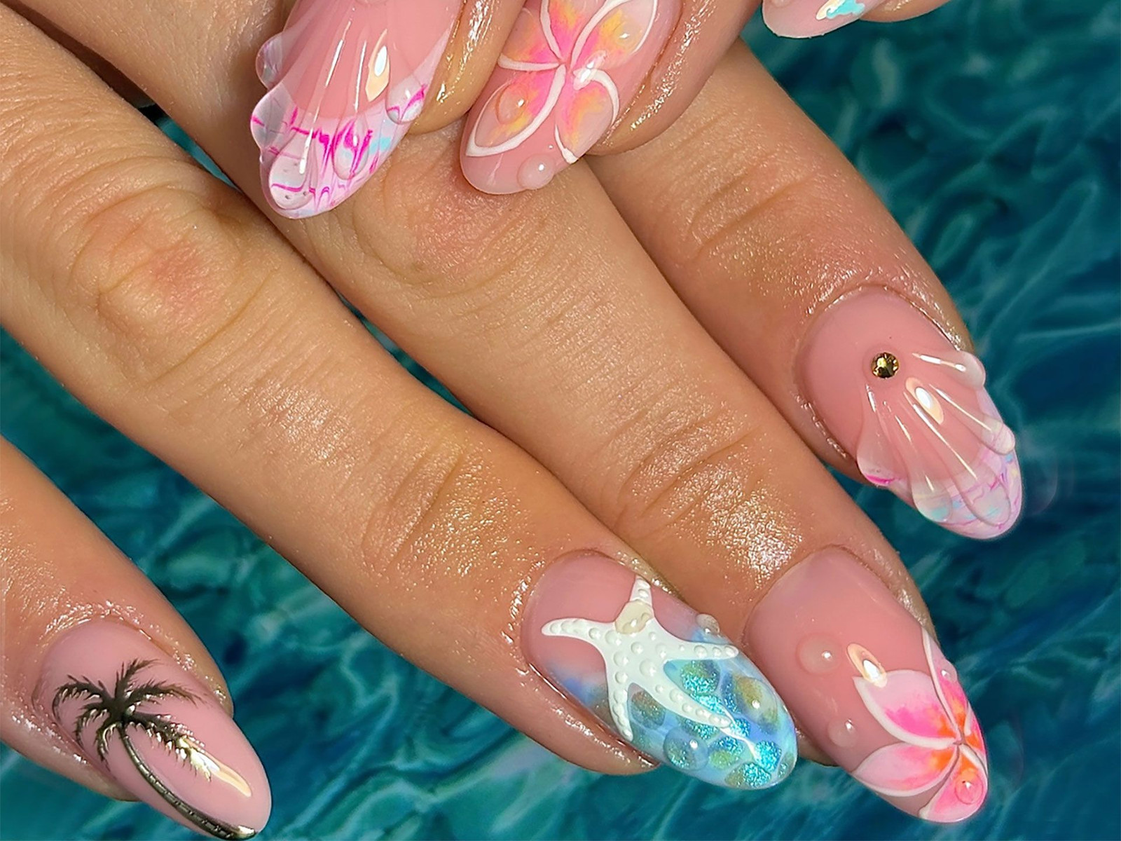 Glossy Iridescent Visual Idea Glossy Iridescent Visual Idea — Summer Nails 2027