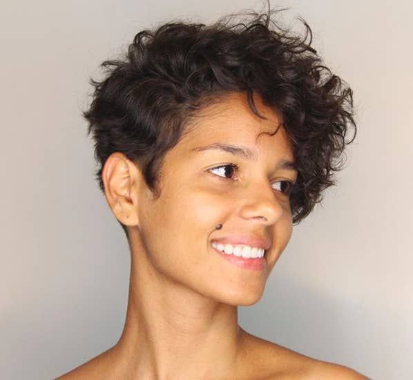 до уха Visual Idea до уха Visual Idea — Pixie 2027 for Curly Hair