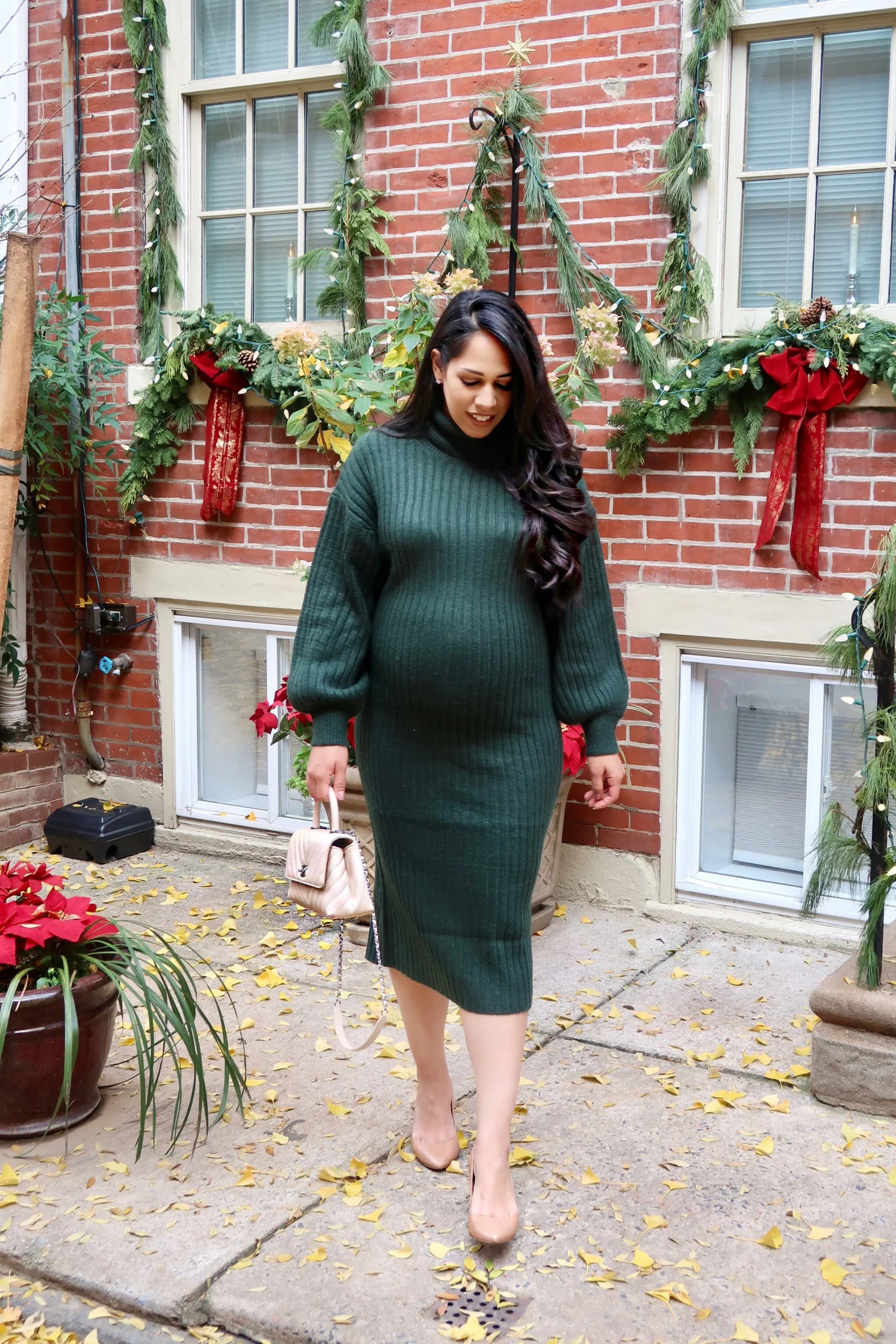 Dark Green Turtleneck Knit Dress for a Chic Holiday Gathering Dark Green Turtleneck Knit Dress for a Chic Holiday Gathering — Holiday Outfits 2026