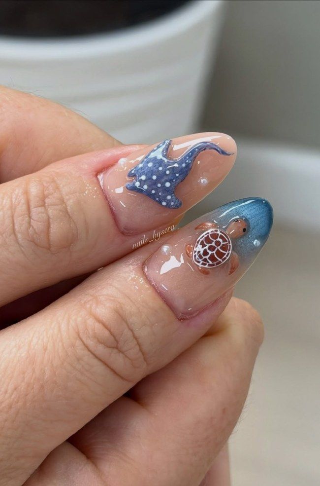 One Hand Close-Up Visual Idea — Coastal Nails 2027
