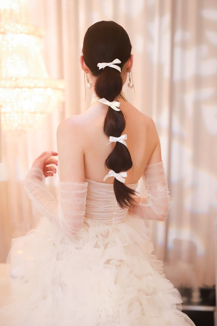 Bridal hair: 3 effortless ideas inspired by balletcore | Vancouver Sun