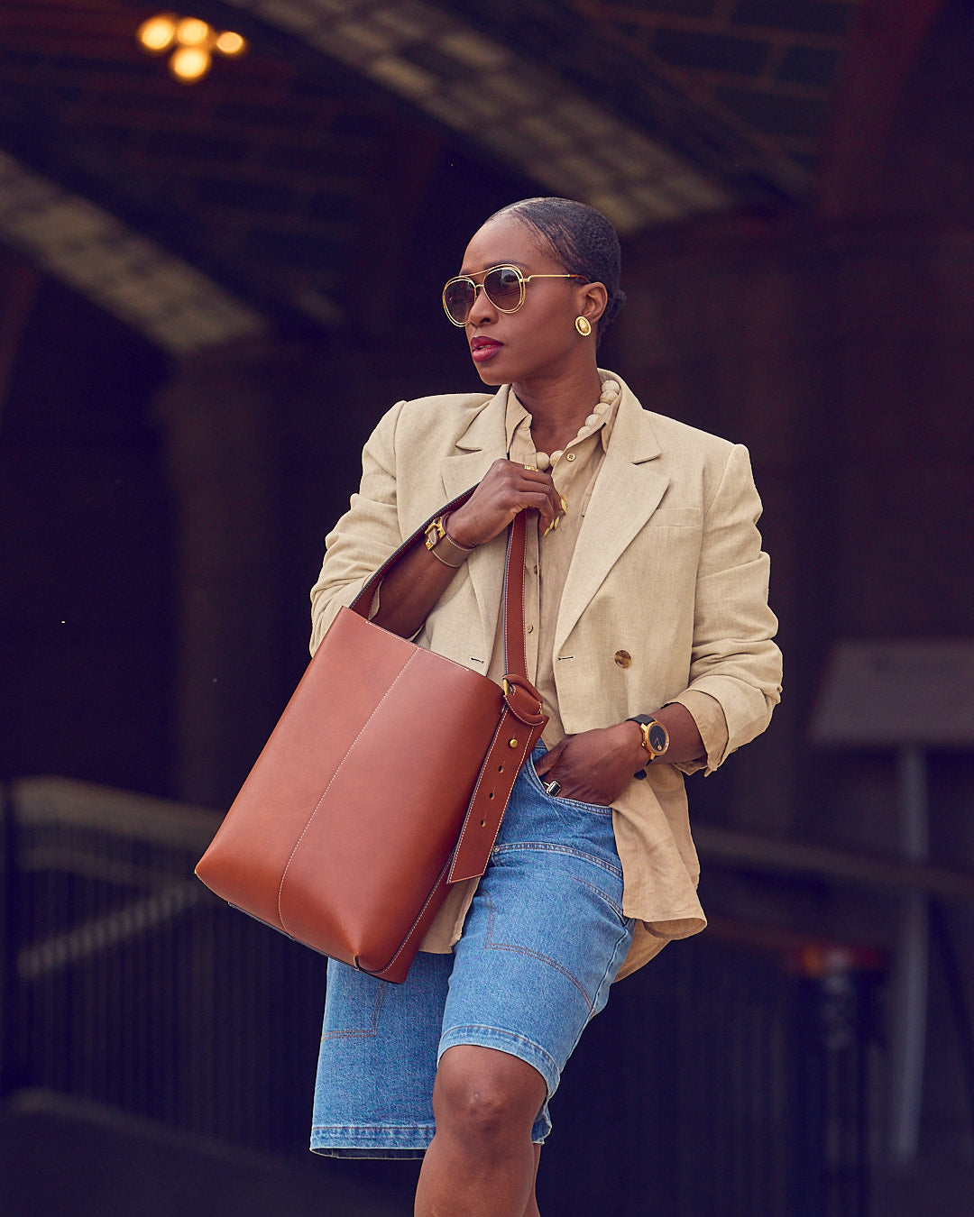 Casual Sophistication: Linen Blazer and Denim Shorts Casual Sophistication: Linen Blazer and Denim Shorts — Chicago Outfits 2027