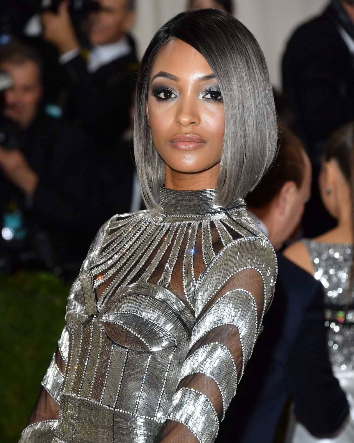 Precise Rounded Straight Gray Bob Precise Rounded Straight Gray Bob — Gray Bob 2027