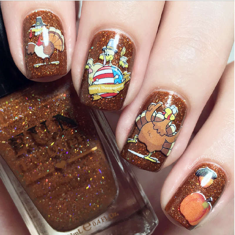 Glitter Visual Idea — Thanksgiving Nails 2026