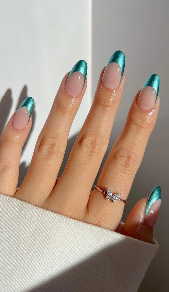 Glossy Visual Idea — Teal Nails 2027