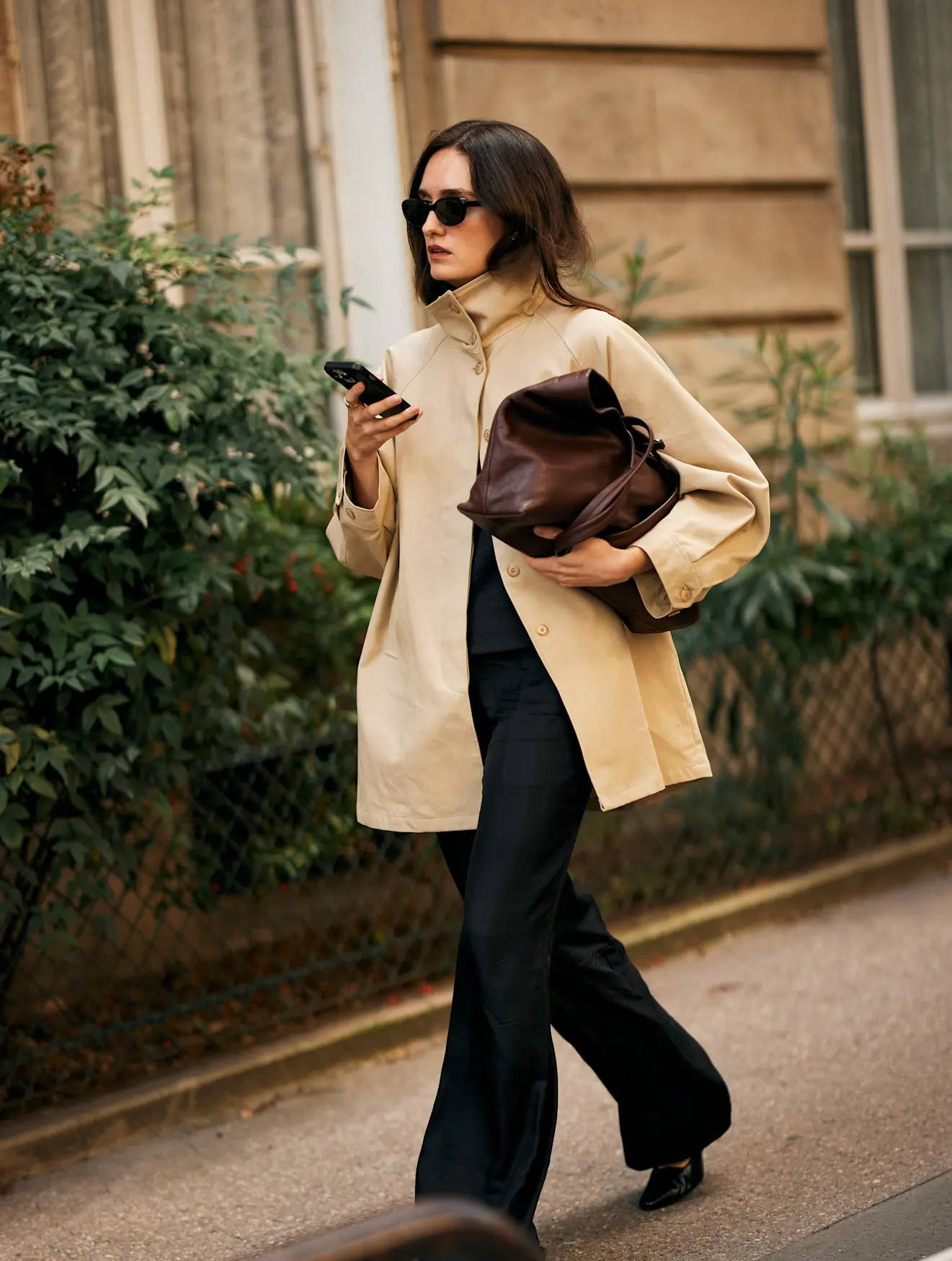 Oversized Beige Trench with All-Black Base — Spring Outfits 2027 with Trench Coat
