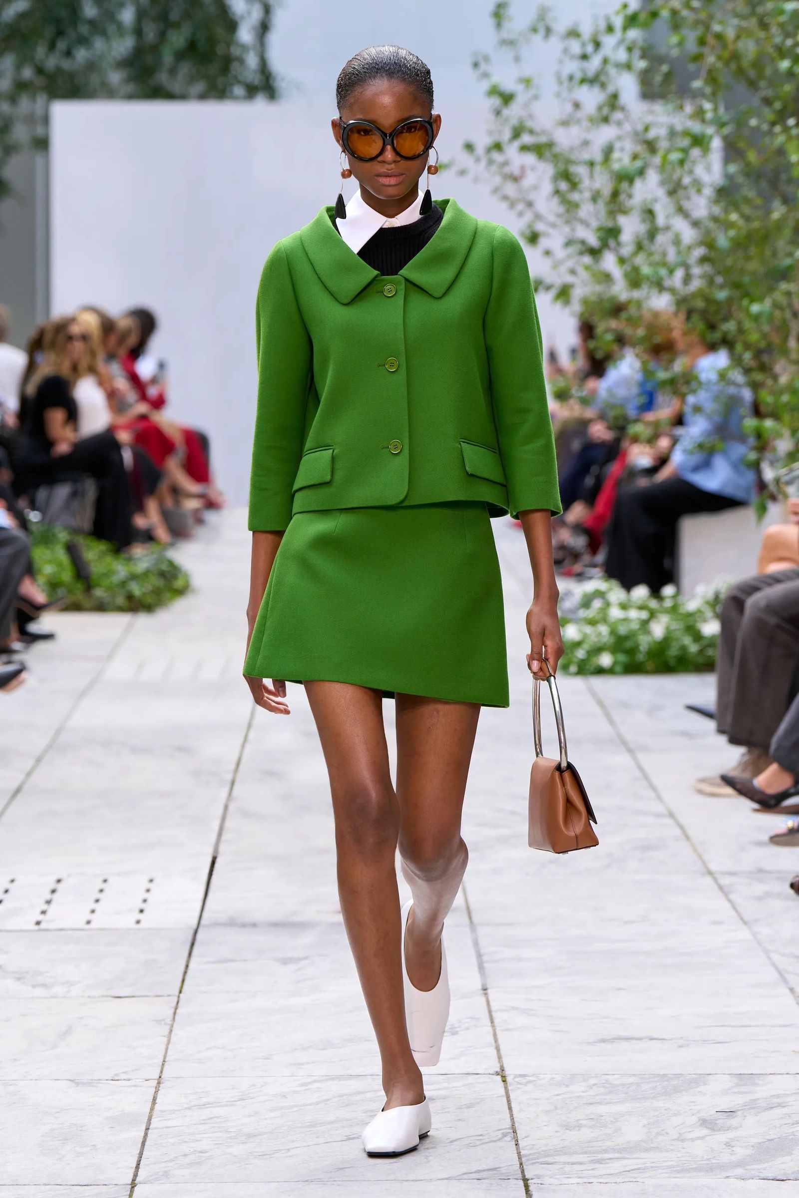 The Mod Skirt Suit: A Bright Green Statement — Mod Outfits 2027