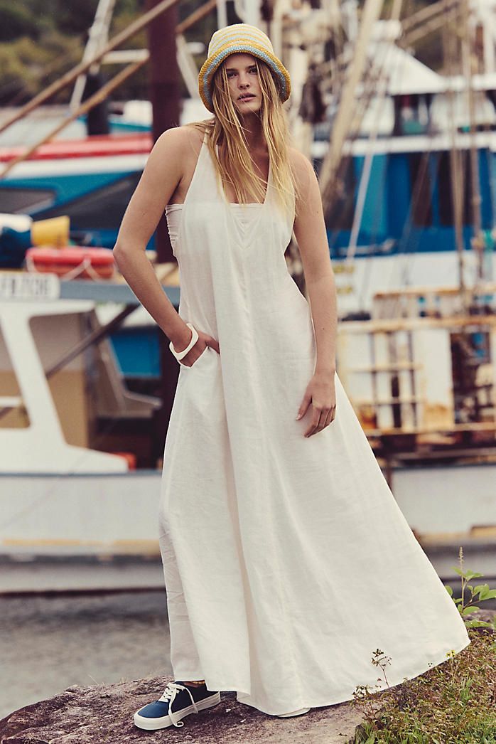 Linen Maxi Dress with Bucket Hat Linen Maxi Dress with Bucket Hat — Classic Americana Outfits 2027