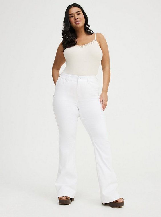 Retro Vibes: Flare Jeans with Lace Trim Top Retro Vibes: Flare Jeans with Lace Trim Top — Plus Size 4th of July Outfits 2027
