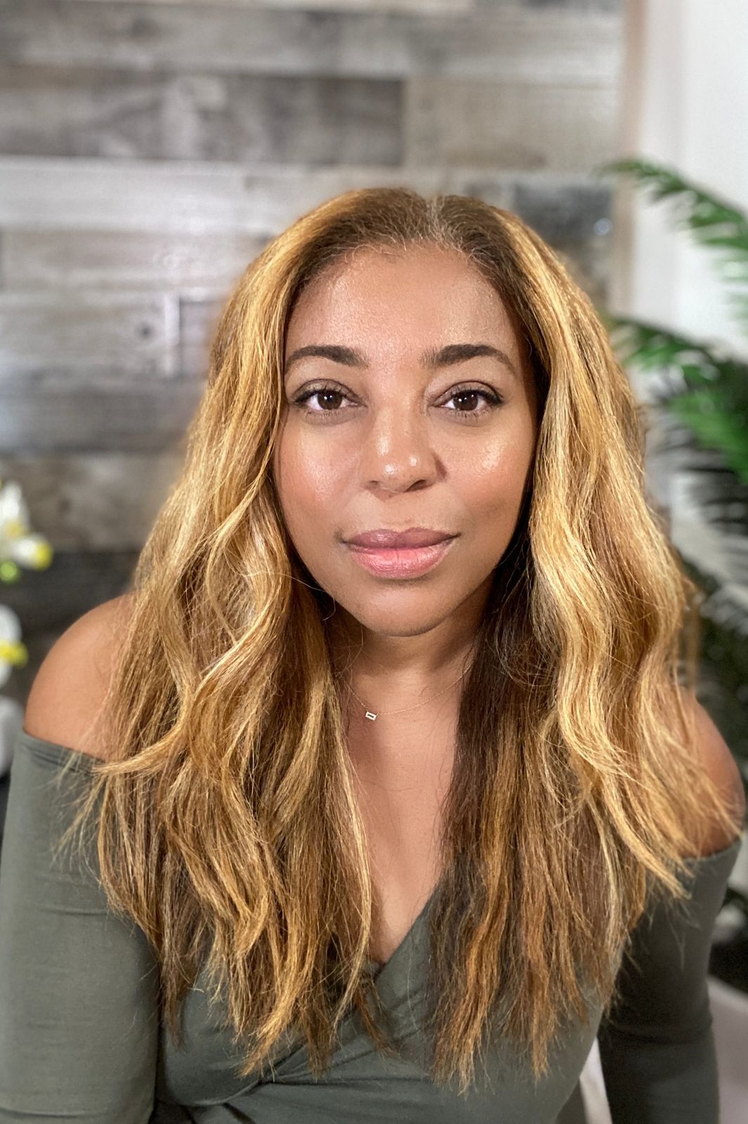 Honey Blonde With Caramel Highlights Honey Blonde With Caramel Highlights — Blonde Hair 2027 for Brown Skin