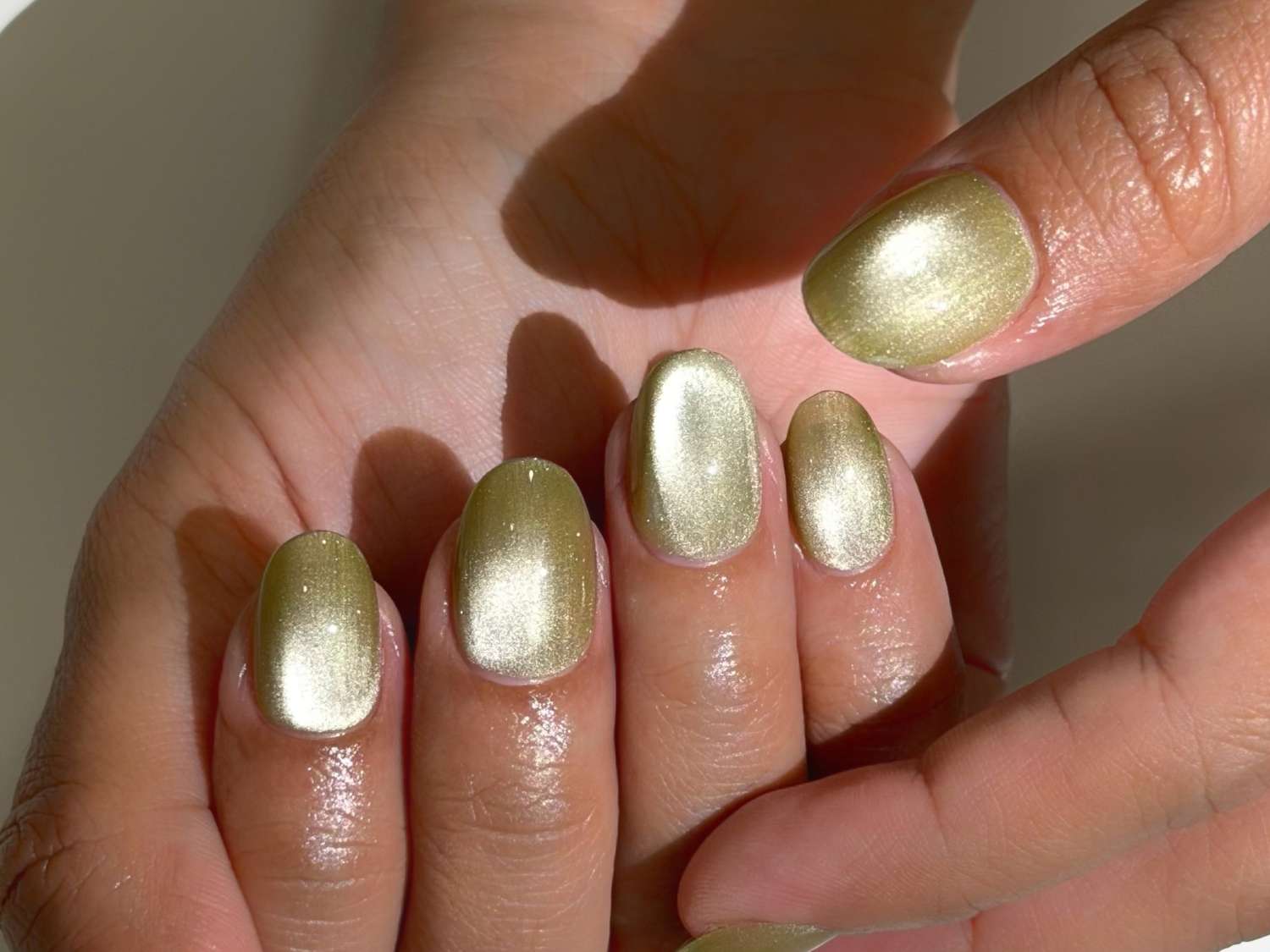 Striking Gold Cat Eye Finish Striking Gold Cat Eye Finish — Cat Eye Nails 2027