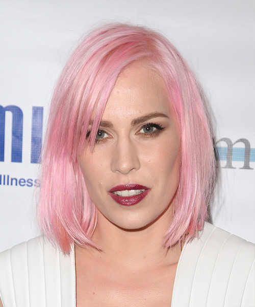 Pastel Pink Bob With Side Swept Bangs Pastel Pink Bob With Side Swept Bangs — Pink Bob 2027