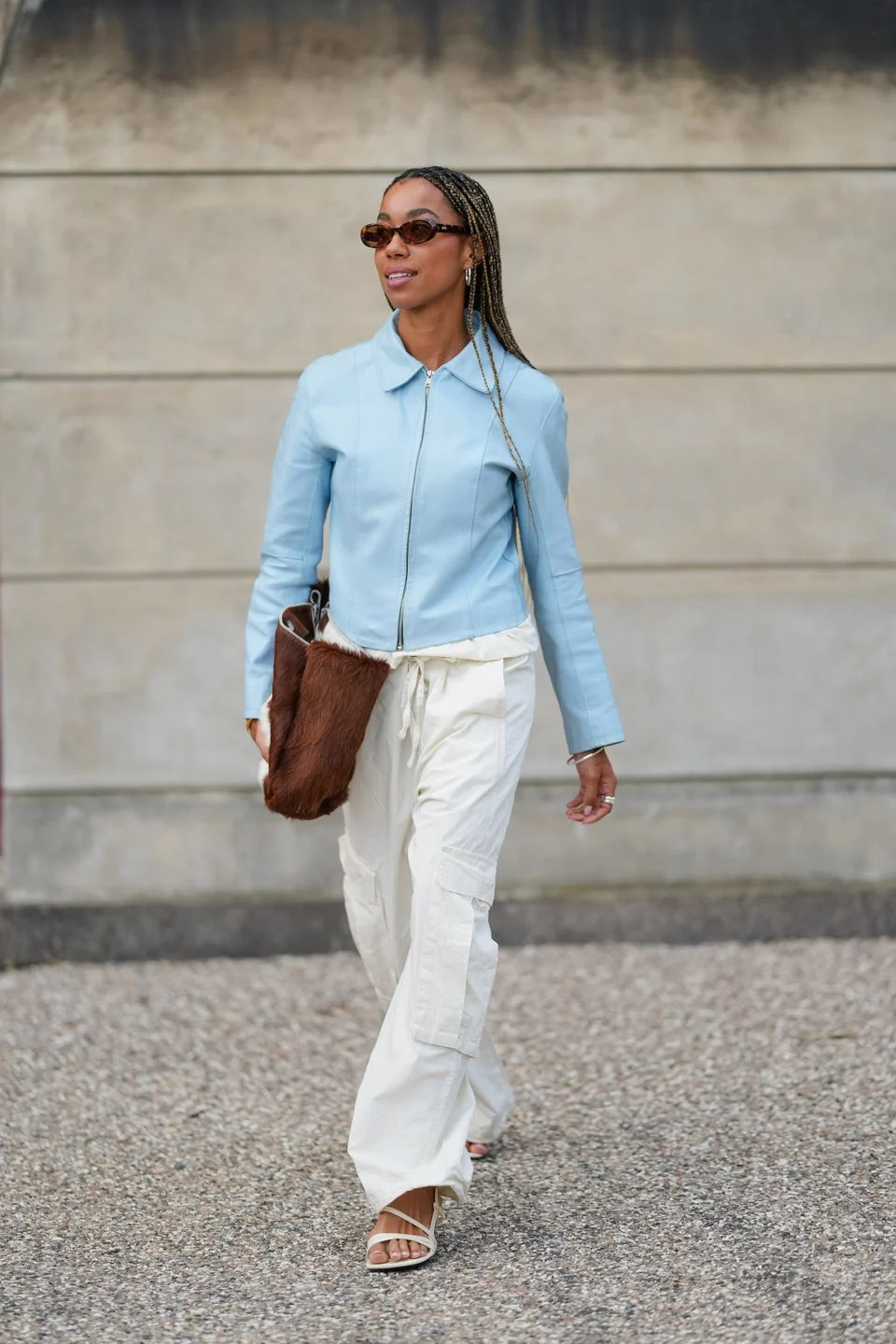 White Cargo Pants with Zip-Up Jacket and Strappy Sandals White Cargo Pants with Zip-Up Jacket and Strappy Sandals — Cargo Pants Outfits 2027