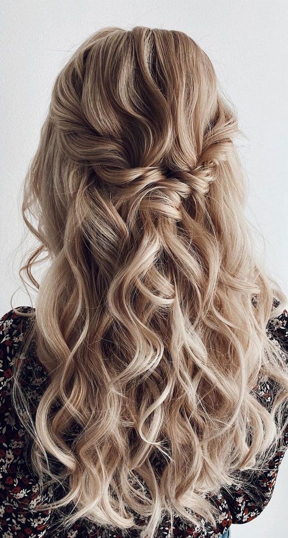 Half Up Half Down Visual Idea — Graduation Hairstyles 2027 for Medium Hair