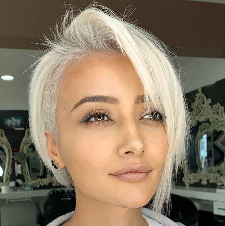 Sleek Dark Brown Blunt Bob With Undercut Sleek Dark Brown Blunt Bob With Undercut — Undercut Bob 2027