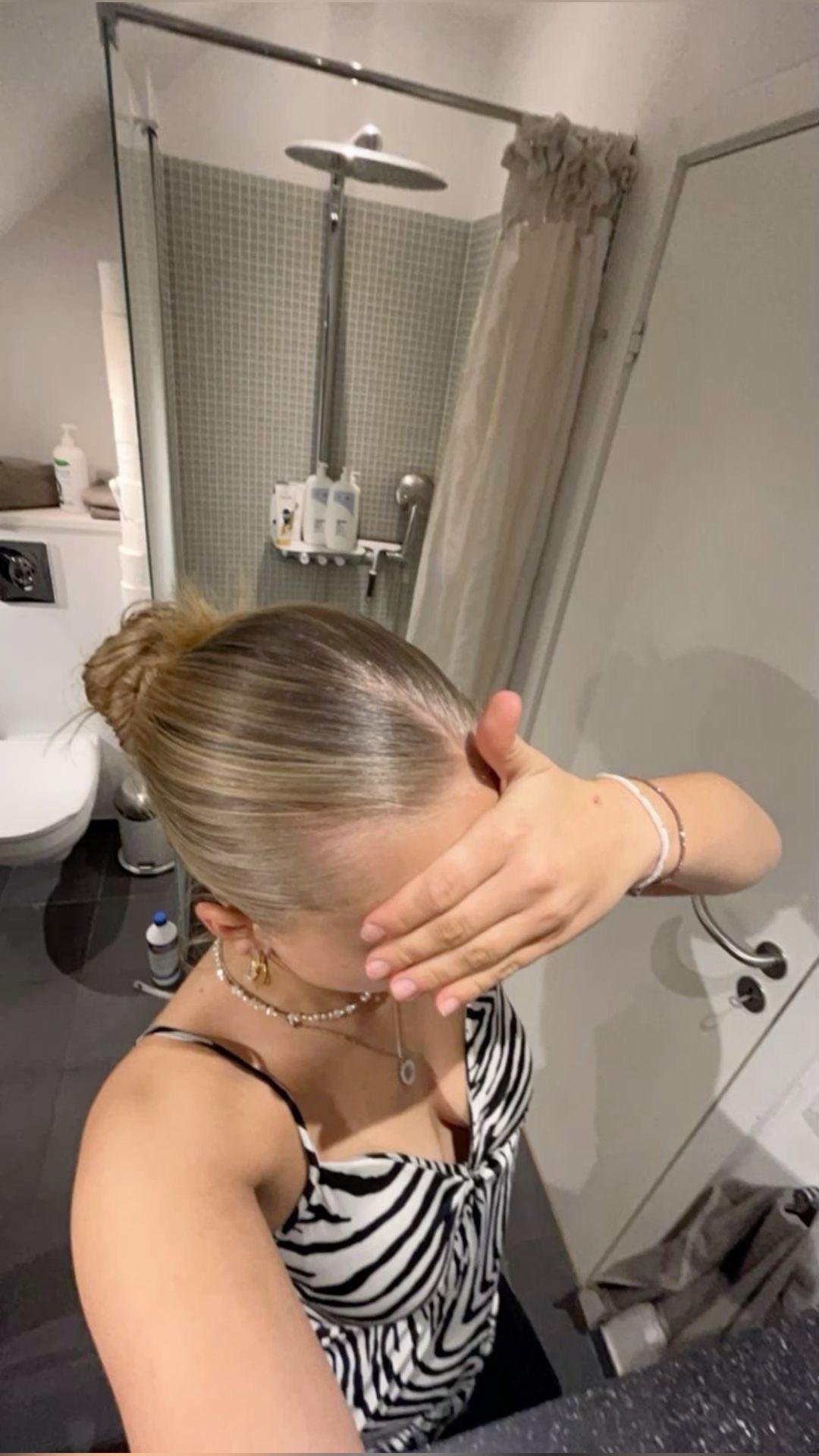 Slicked Bun Fine Blonde Hair Slicked Bun Fine Blonde Hair — Slicked Back Bun 2027