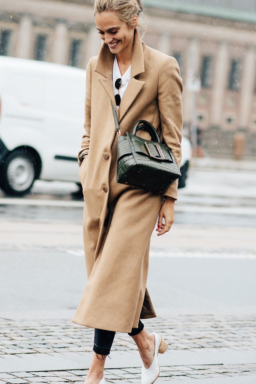 Classic Camel Coat Over White Tee and Trousers Classic Camel Coat Over White Tee and Trousers — Scandinavian Outfits 2027