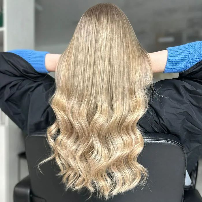 Shoulder-Length Visual Idea — Blonde Wavy Hair 2027