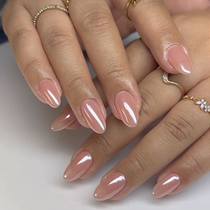 Classic Medium Oval Peach Chrome Classic Medium Oval Peach Chrome — Peach Chrome Nails 2027