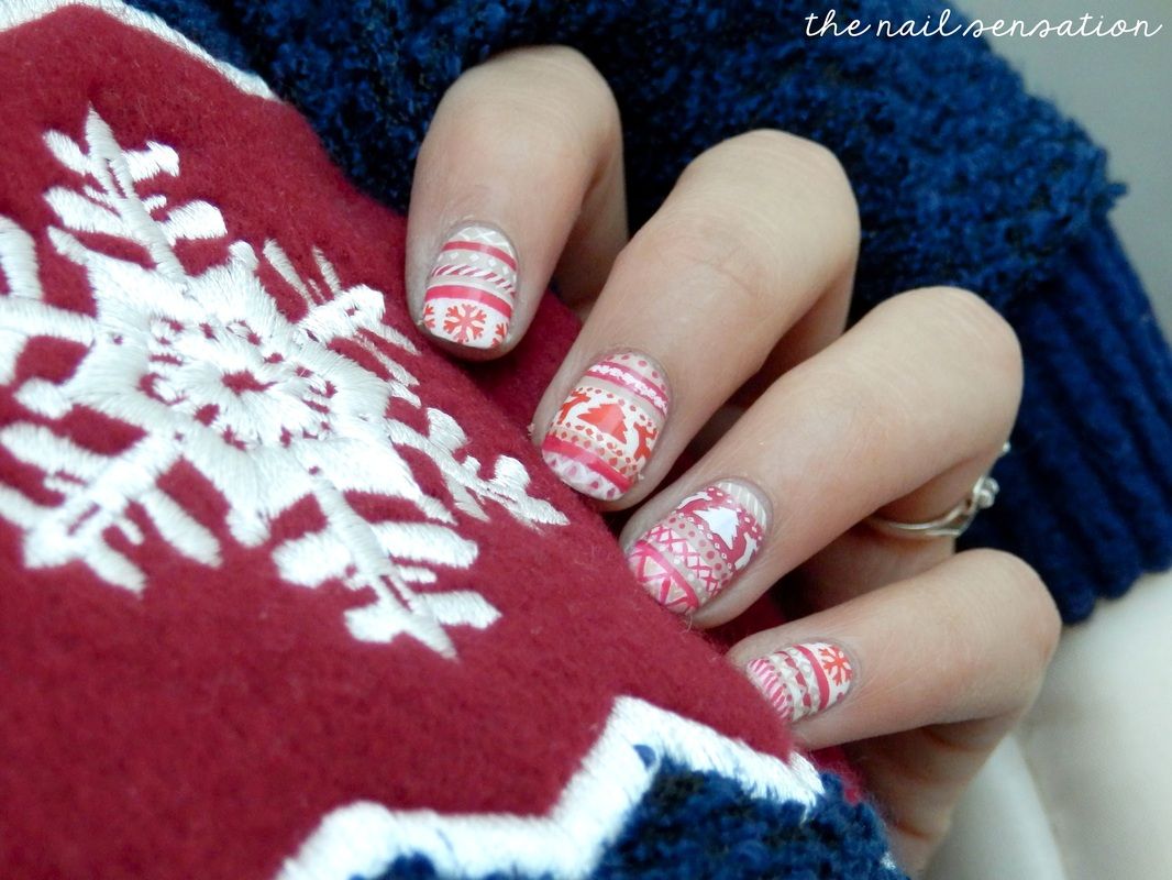 Visible Visual Idea — Christmas Sweater Nails 2026