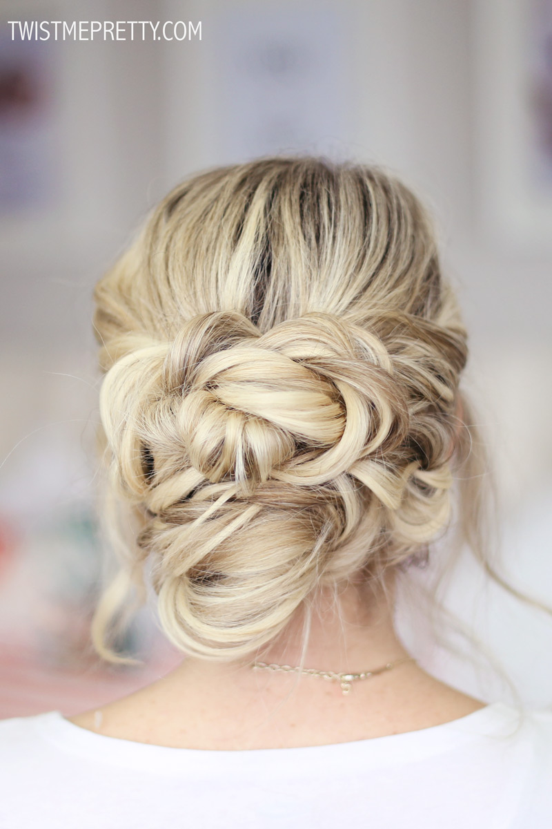 Collarbone Visual Idea Collarbone Visual Idea — Holiday Hairstyles 2026