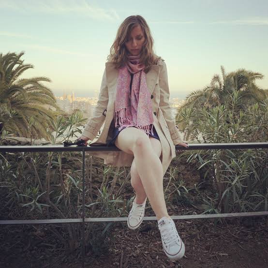 Beige Trench Coat and Pink Scarf for Sightseeing — Barcelona Outfits 2027