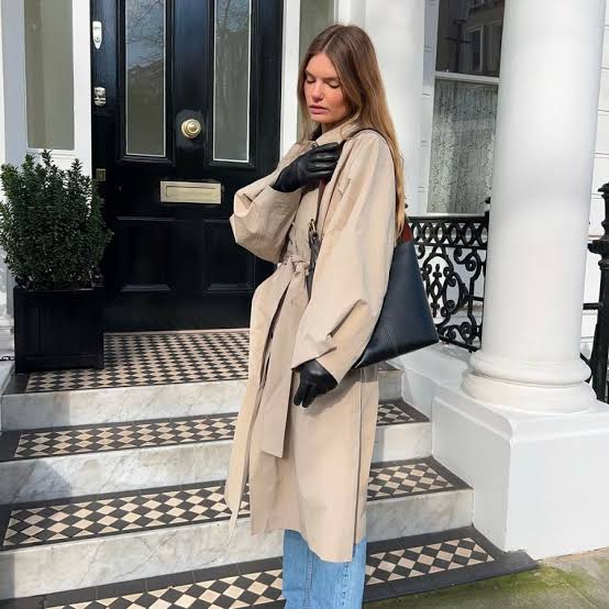 Beige Trench Coat with Denim and Leather Gloves — Beige Spring Outfits 2027