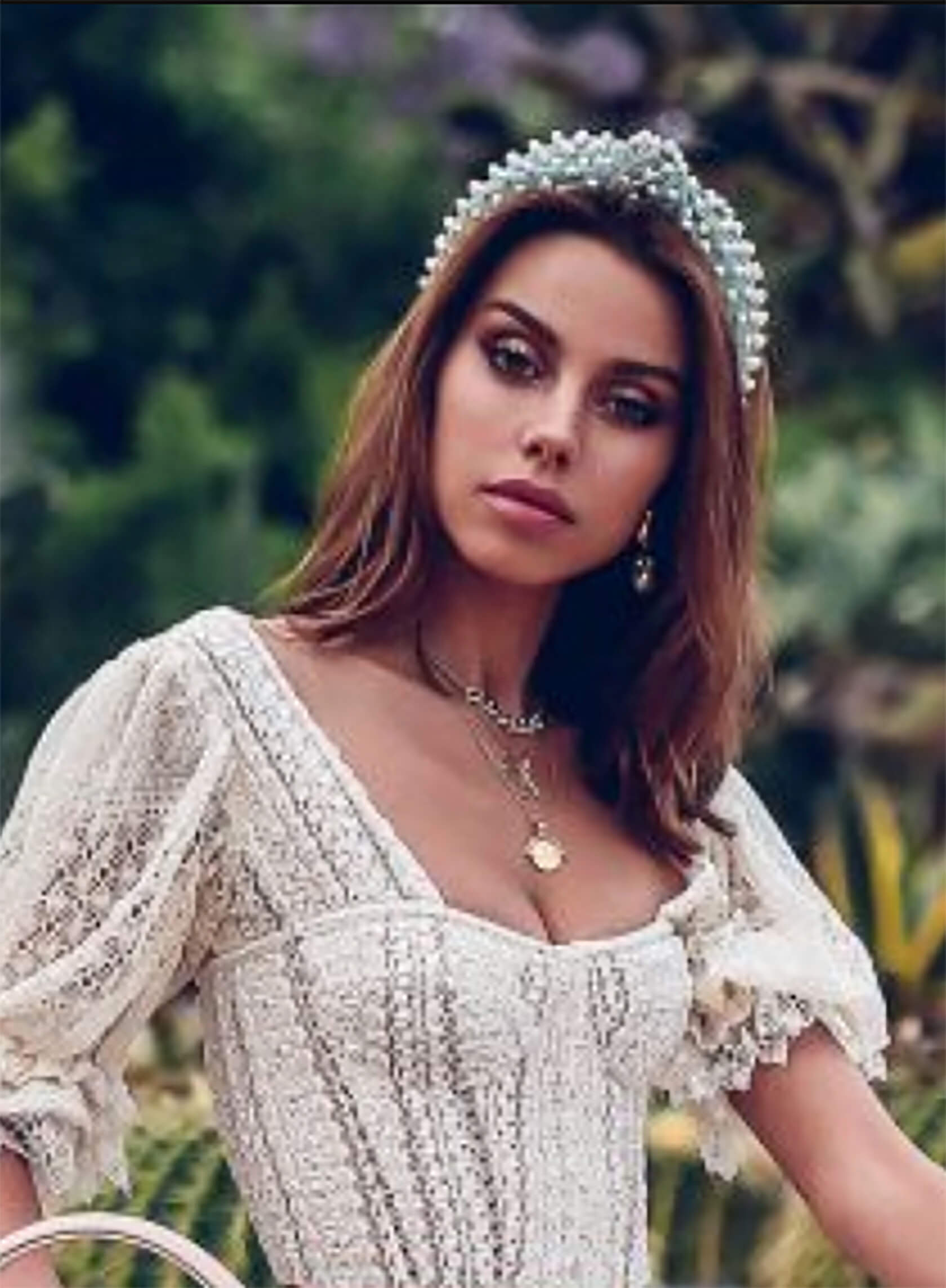 Summer Event Style: Lace Corset Top with a Pearl Headband — Headband Outfits 2027