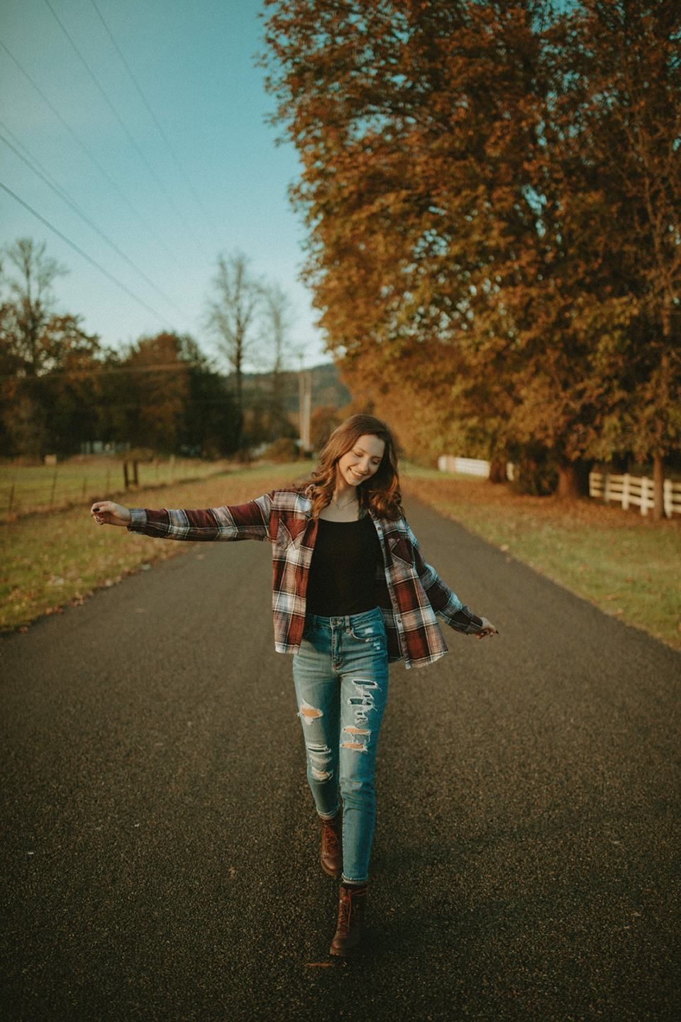 Classic Casual: Plaid Flannel, Ripped Jeans, and Boots Classic Casual: Plaid Flannel, Ripped Jeans, and Boots — Senior Photo Outfits 2027