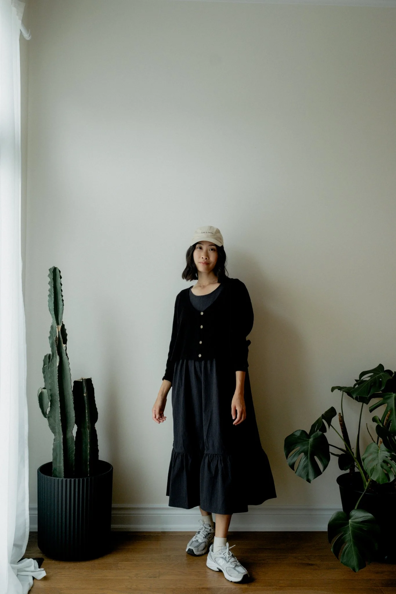 Layered Black Midi Dress with Cardigan and Cap Layered Black Midi Dress with Cardigan and Cap — Casual Dresses 2027