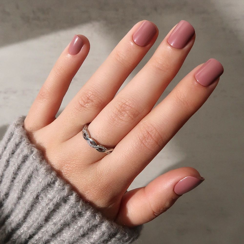 Milky Glossy Visual Idea Milky Glossy Visual Idea — Mauve Nails 2027