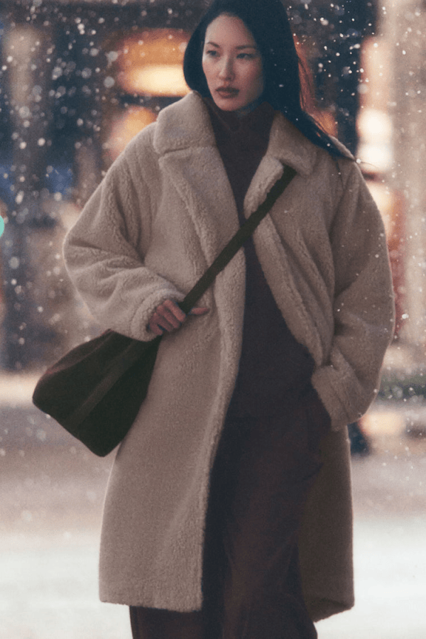 Cozy Beige Teddy Fleece Coat for Winter Comfort Cozy Beige Teddy Fleece Coat for Winter Comfort — Winter Outfits 2027 with Long Coat